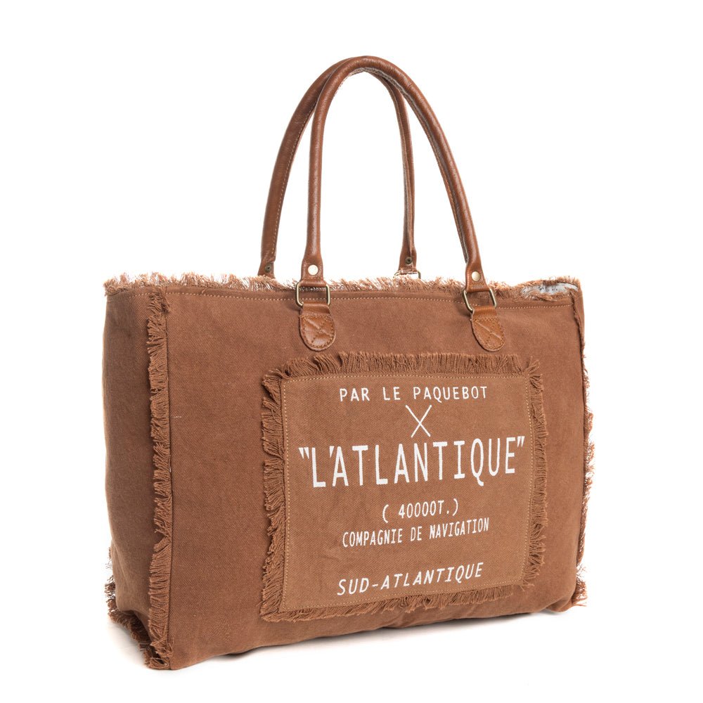 L'Atlantique Weekender in Bourbon - Image 2
